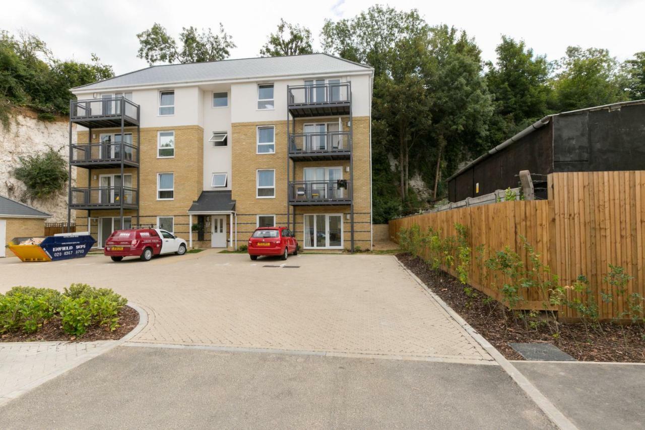 Hertford Serviced Apartments By Payman Club Esterno foto