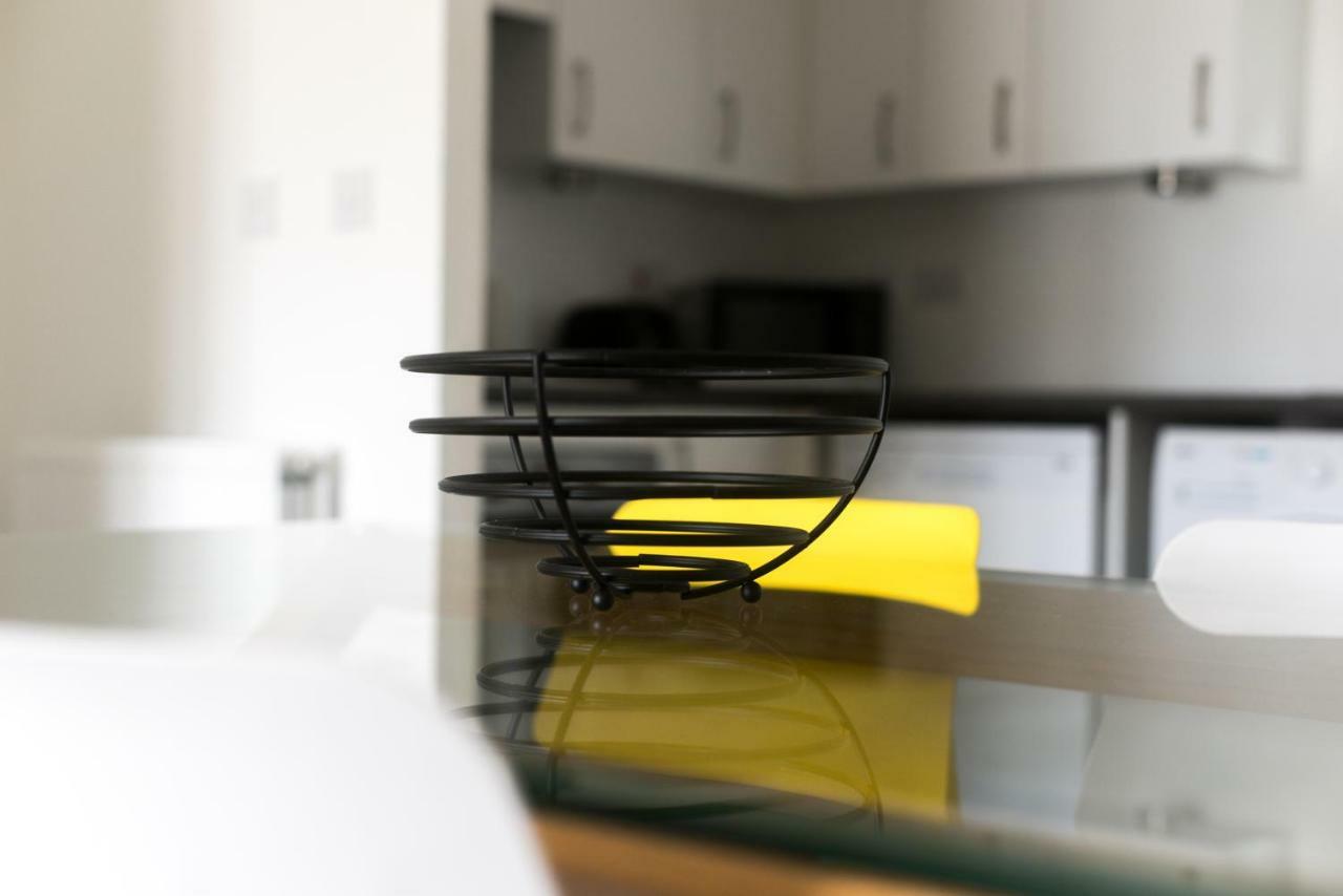 Hertford Serviced Apartments By Payman Club Esterno foto