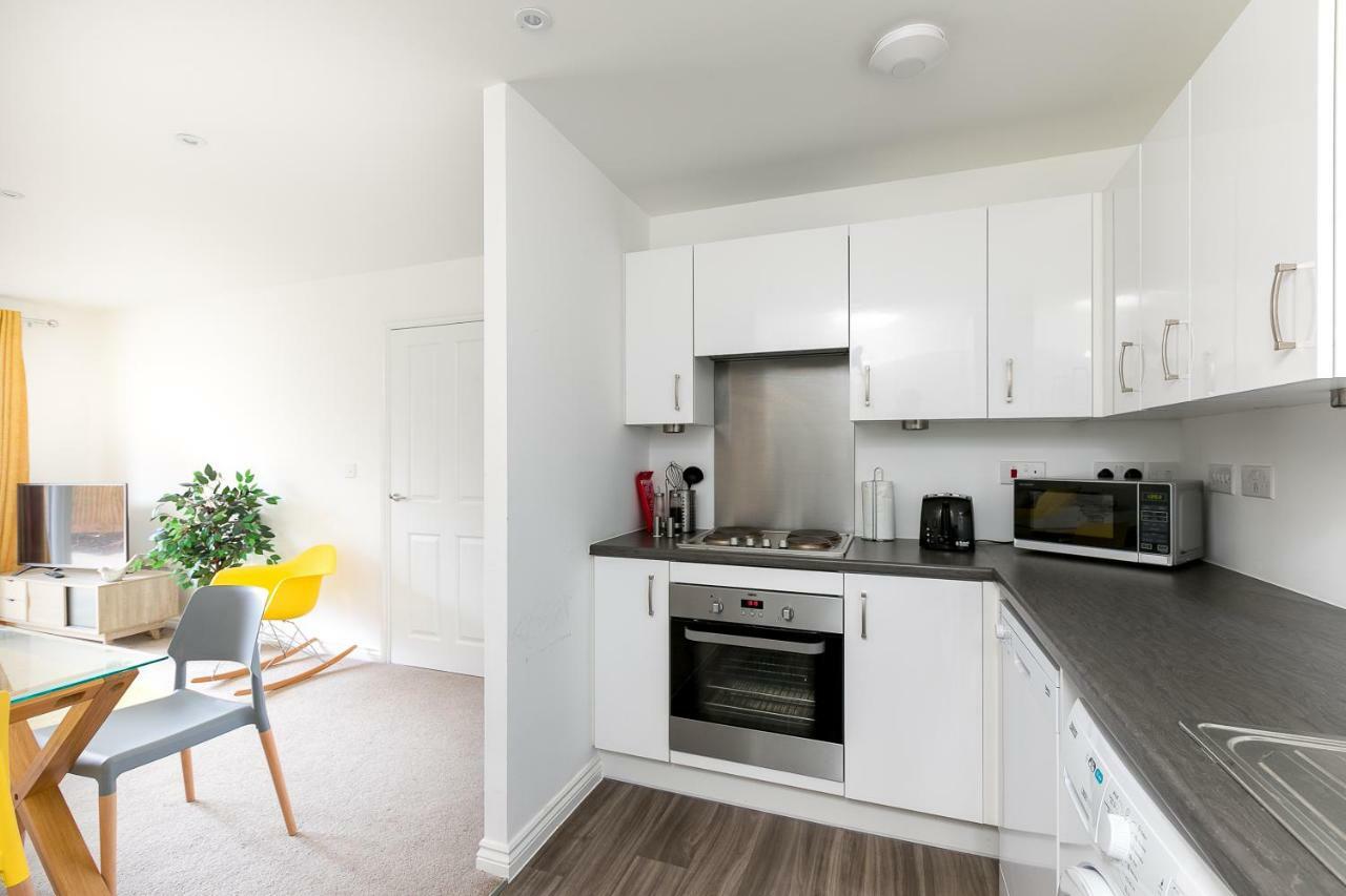 Hertford Serviced Apartments By Payman Club Esterno foto